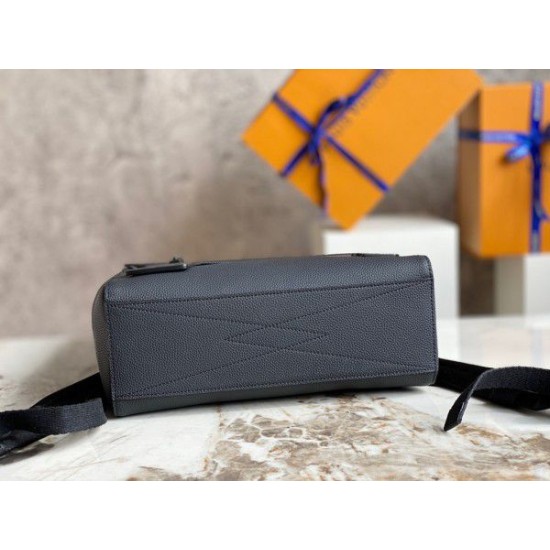 Replica Zaino Louis Vuitton Fastline In Pelle Aerogram LV Nera