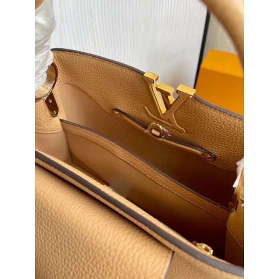 Replica Borsa MM Louis Vuitton Capucines In Pelle Taurillon M59227
