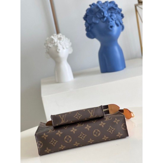 Replica Borsa da toilette Louis Vuitton su catena in tela monogramma M81412