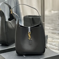 Replica YSL Saint Laurent Le 5 À 7 Cassandre Hobo Borsa Secchiello Morbida Piccola Pelle Liscia Nera
