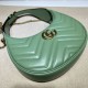Replica Mini borsa Gucci GG Marmont a forma di mezza luna 699514 Verde