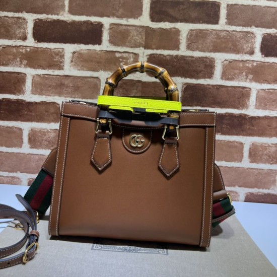 Replica Borsa tote piccola Gucci Diana 702721 Marrone