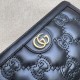 Replica Portafoglio con zip Gucci GG Matelassé 723784 Nero