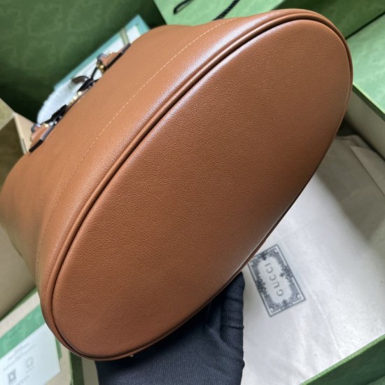 Replica Borsa tote media Gucci Diana 750394 Marrone