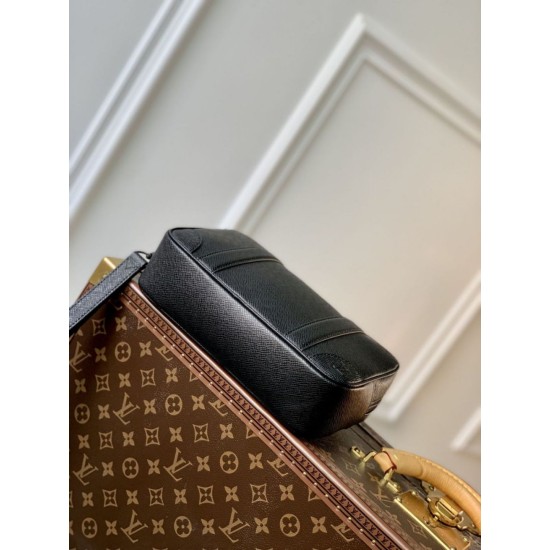 Replica Borsa Louis Vuitton Pochette Kasai da uomo M82078 Replica Borsa Louis Vuitton Pochette Kasai da uomo M82078