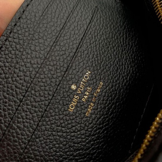 Replica Portafoglio Louis Vuitton con catena Ivy Monogram Empreinte M82210 Nero Replica Portafoglio Louis Vuitton con catena Ivy Monogram Empreinte M82210 Nero