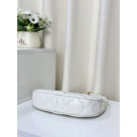 Replica Christian Dior CD Lounge Bag Supple Macrocannage Bianco