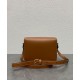 Replica Borsa Celine Teen Triomphe in pelle di vitello lucida caffè