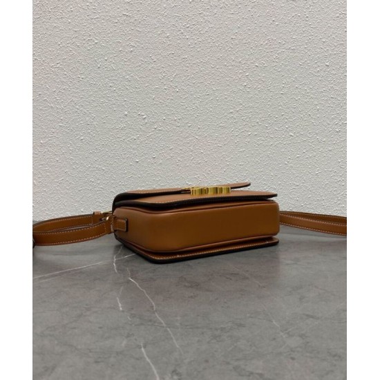 Replica Borsa Celine Teen Triomphe in pelle di vitello lucida caffè