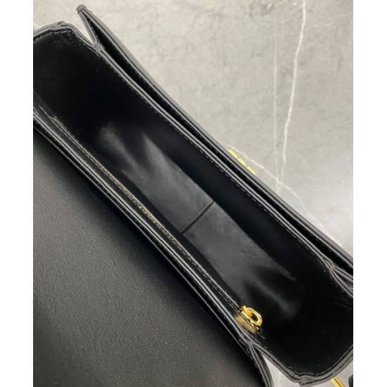 Replica Borsa Celine Teen Triomphe in pelle di vitello lucida nera