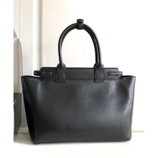 Replica Borsa Celine Conti in morbida pelle di vitello nera Replica Borsa Celine Conti in morbida pelle di vitello nera