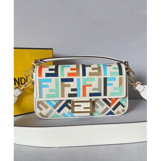 Replica Borsa Fendi Baguette 8BR600 Crema