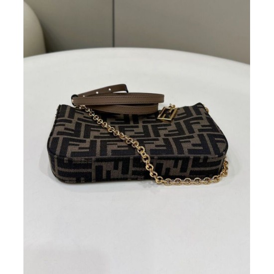 Replica Fendi Baguette Pouch 8BS073 Borsa Caffè