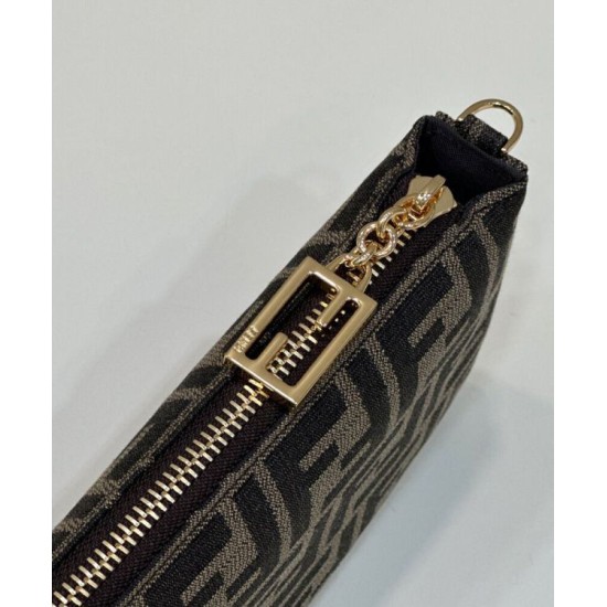 Replica Fendi Baguette Pouch 8BS073 Borsa Caffè