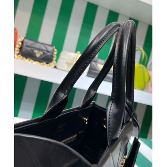 Replica Prada Borsa Prada Symbole piccola in pelle con impunture 1BA379 Nera Replica Prada Borsa Prada Symbole piccola in pelle con impunture 1BA379 Nera