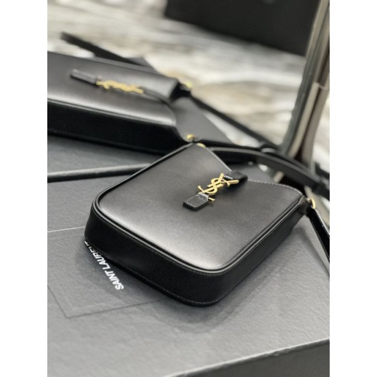 Replica YSL Saint Laurent Le 5 A 7 Mini verticale in pelle conciata al vegetale nera