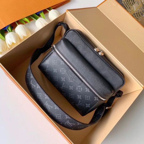 Replica Outdoor Messenger Taiga M30233