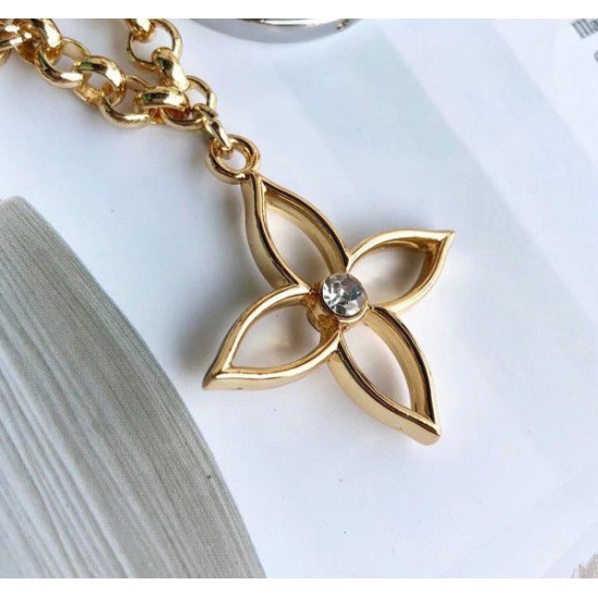 Replica Flower Finesse Chain Bag Charm M68998