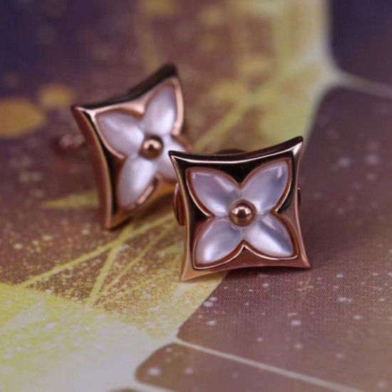 Replica Color Blossom Sun Ear Stud Q96426