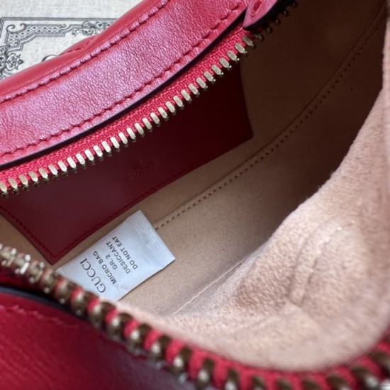 Replica Mini borsa a forma di mezzaluna Gucci GG Marmont 699514 rossa