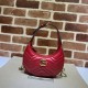 Replica Mini borsa a forma di mezzaluna Gucci GG Marmont 699514 rossa