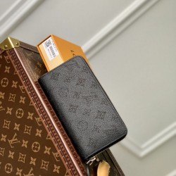 Replica Portafoglio Louis Vuitton Zippy Mahina M61867 Nero