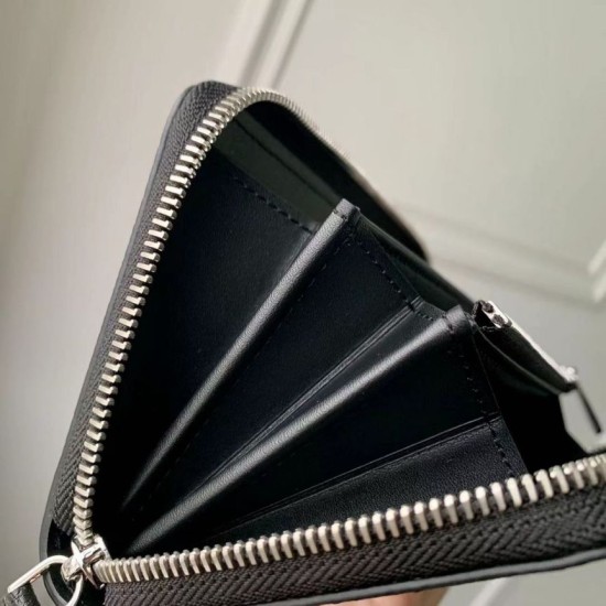 Replica Portafoglio Louis Vuitton Zippy Mahina M61867 Nero