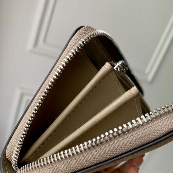 Replica Portafoglio Louis Vuitton Zippy Mahina M69821 Grigio