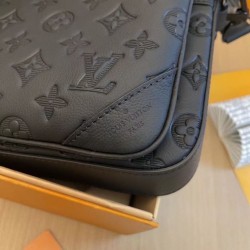 Replica Borsa da uomo Louis Vuitton Trio Messenger G65 M46602