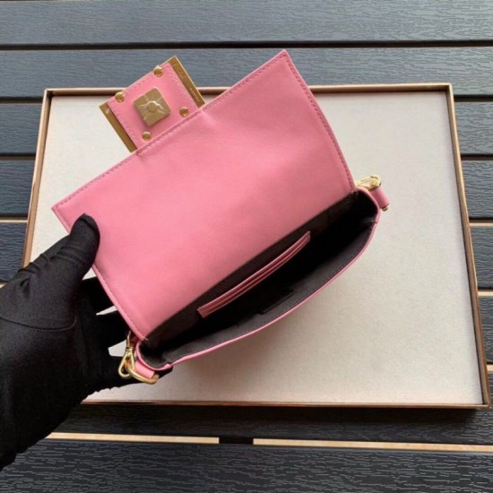 Replica Borsa Fendi Mini Baguette Motivo FF Rosa