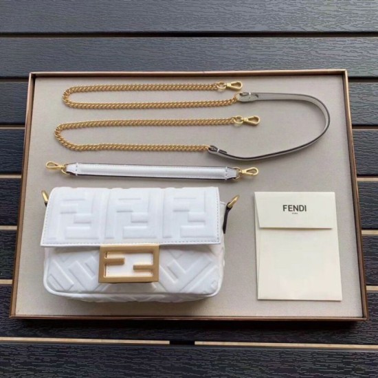 Replica Borsa Fendi Mini Baguette Motivo FF Bianca