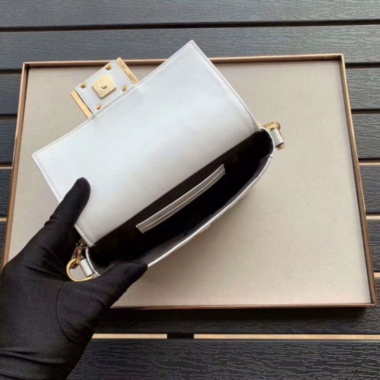 Replica Borsa Fendi Mini Baguette Motivo FF Bianca