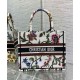 Replica Christian Dior Small Dior Book Tote Bianco Multicolor Ricamo Dior Petites Fleurs