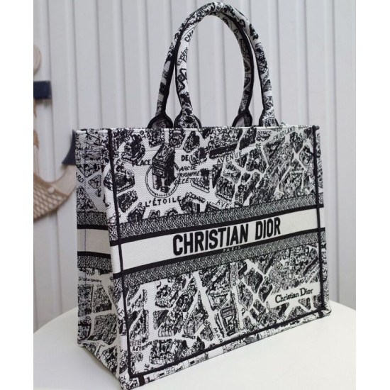 Replica Christian Dior Large Dior Book Tote Borsa con motivo Plan de Paris ricamato nera / bianca