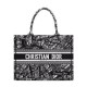 Replica Christian Dior Medium Dior Book Tote Borsa con motivo Plan de Paris ricamato nera