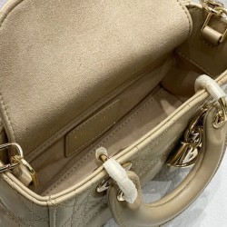 Replica Borsa Christian Dior Micro Lady d-Joy Latte Patent Cannage Vitello Albicocca