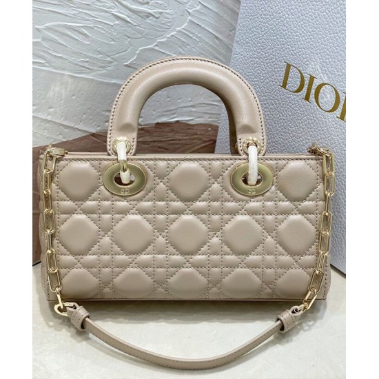 Replica Borsa Christian Dior Small Lady D-Joy Latte Patent Cannage Vitello Albicocca