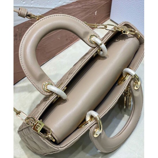 Replica Borsa Christian Dior Small Lady D-Joy Latte Patent Cannage Vitello Albicocca