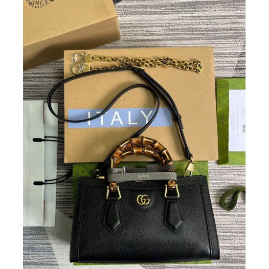 Replica Borsa a tracolla piccola Gucci Diana 735153 nera