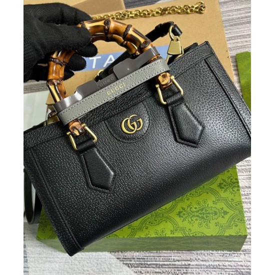 Replica Borsa a tracolla piccola Gucci Diana 735153 nera