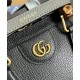 Replica Borsa a tracolla piccola Gucci Diana 735153 nera