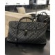 Replica Borsa Da Viaggio Gigante YSL Saint Laurent Es In Pelle Trapuntata Nera Replica Borsa Da Viaggio Gigante YSL Saint Laurent Es In Pelle Trapuntata Nera