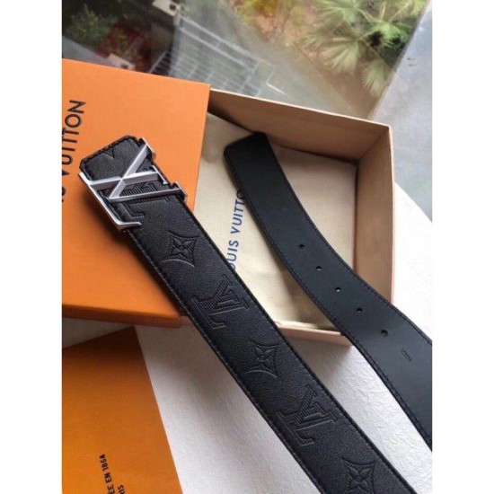 Replica Cintura Pyramide 40mm M0032T