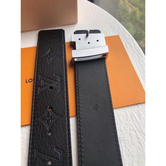 Replica Cintura Pyramide 40mm M0032T