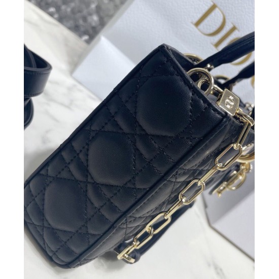 Replica Borsa Christian Dior Lady D-Joy nera