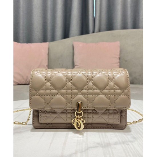 Replica Christian Dior Lady Dior Chain Pouch Albicocca
