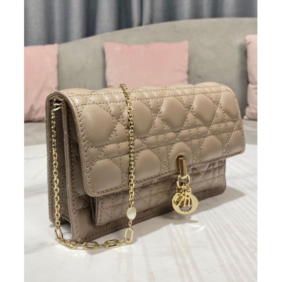 Replica Christian Dior Lady Dior Chain Pouch Albicocca
