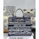Replica Borsa a mano Christian Dior grande con libro blu scuro Replica Borsa a mano Christian Dior grande con libro blu scuro