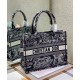 Replica Christian Dior Borsa a libro media Dior blu scuro