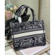 Replica Christian Dior Borsa a libro media Dior blu scuro